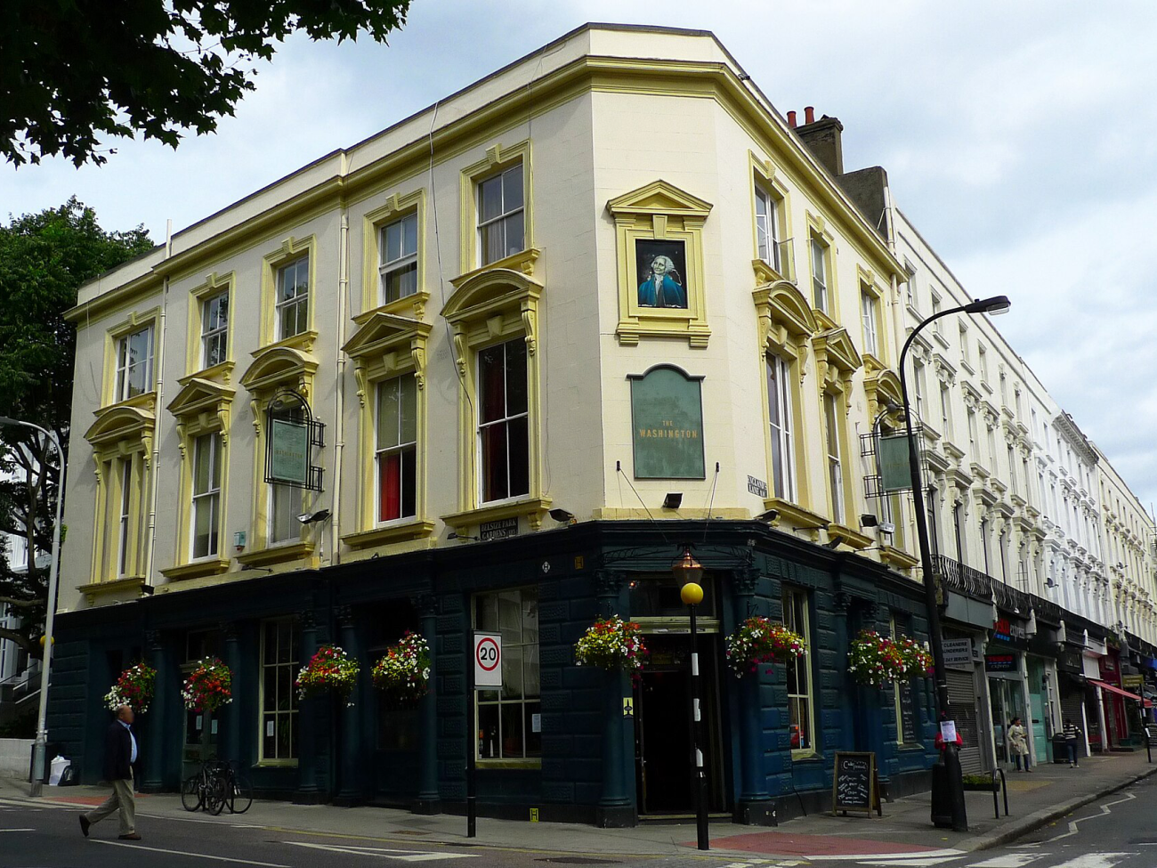 The green at Parsons Green with The White Horse