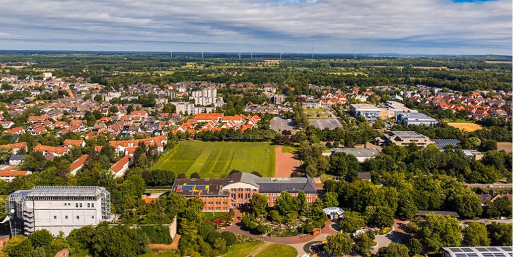WICHTIG: Nutzen Sie die Parkflächen „Ostwennemarstraße 100“ | Parkflächen am „Alten Grenzweg“ belegt | Baumaßnahme dauert an