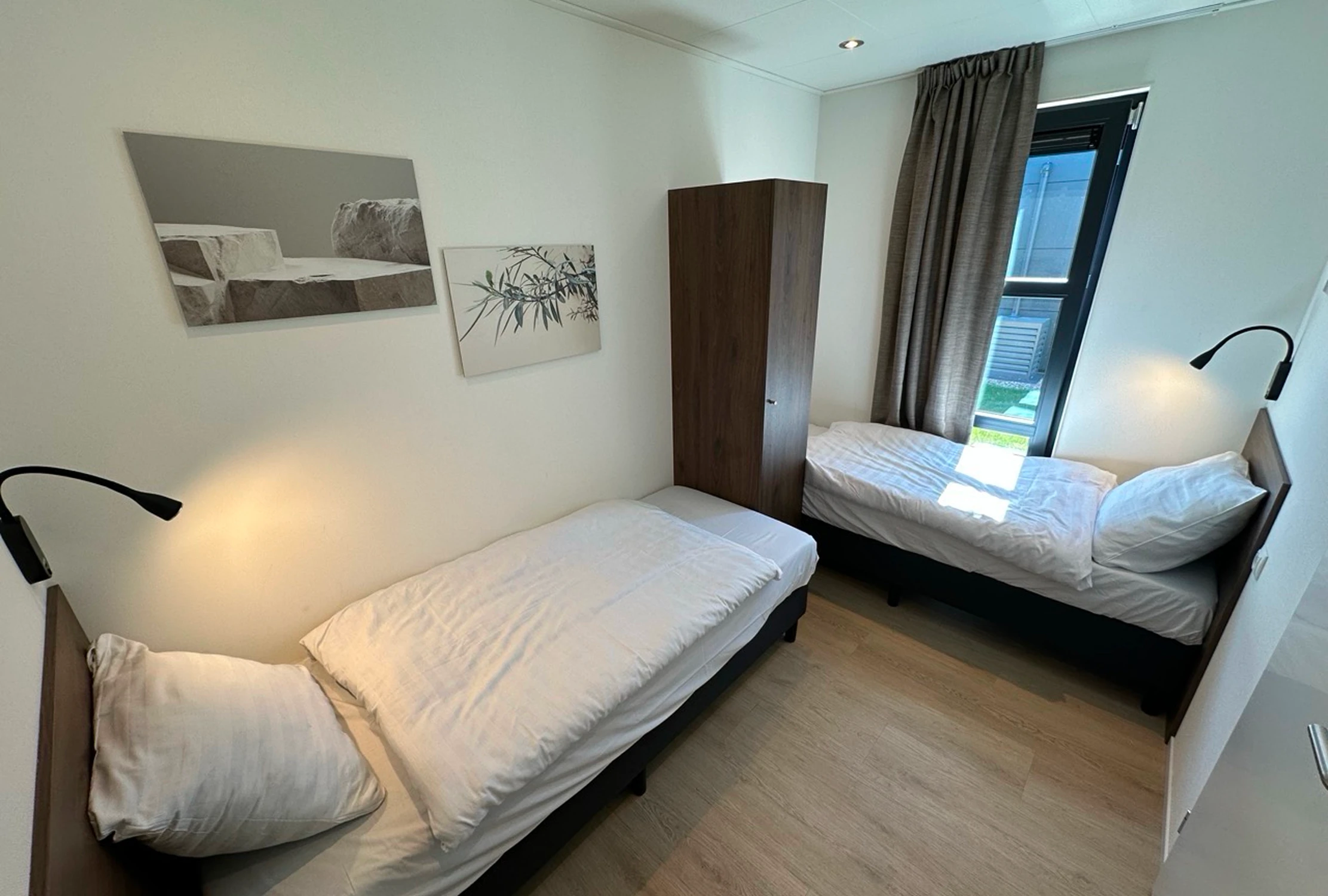 Schlafzimmer 2 im Cube Exclusif 14 mit zwei Einzelbetten