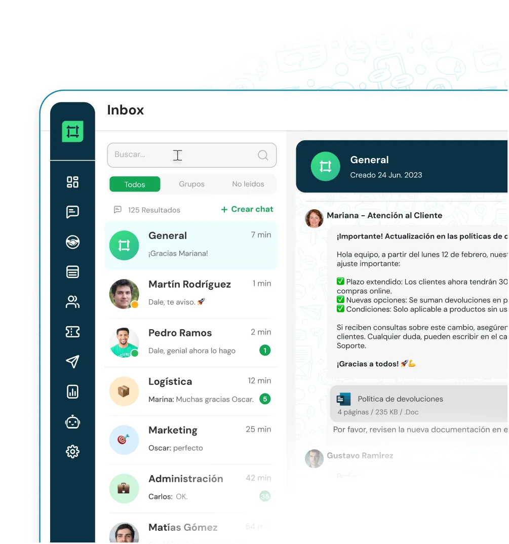 Screenshot of a Spanish language messaging inbox interface showing chat list with contacts, message previews, and a selected conversation about policy updates.