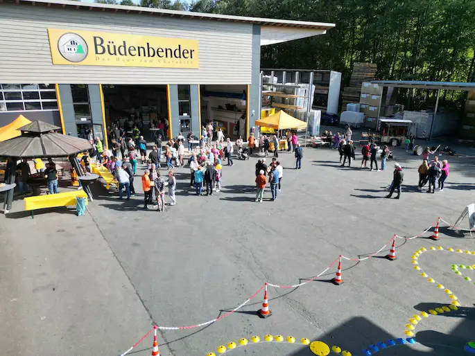 Gebaut wird bei uns. Geplant wird bei Ihnen.