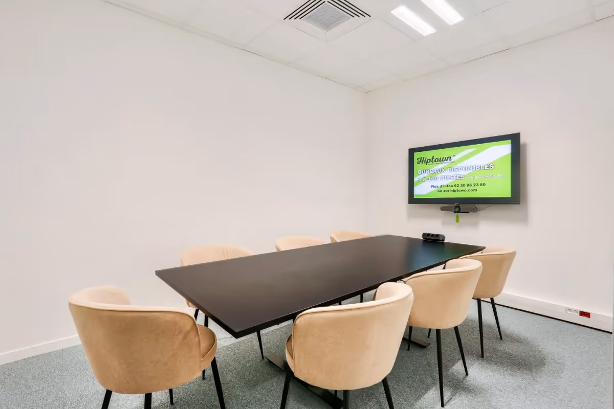 Ambiance de travail – 1179 Avenue des Champs Blancs