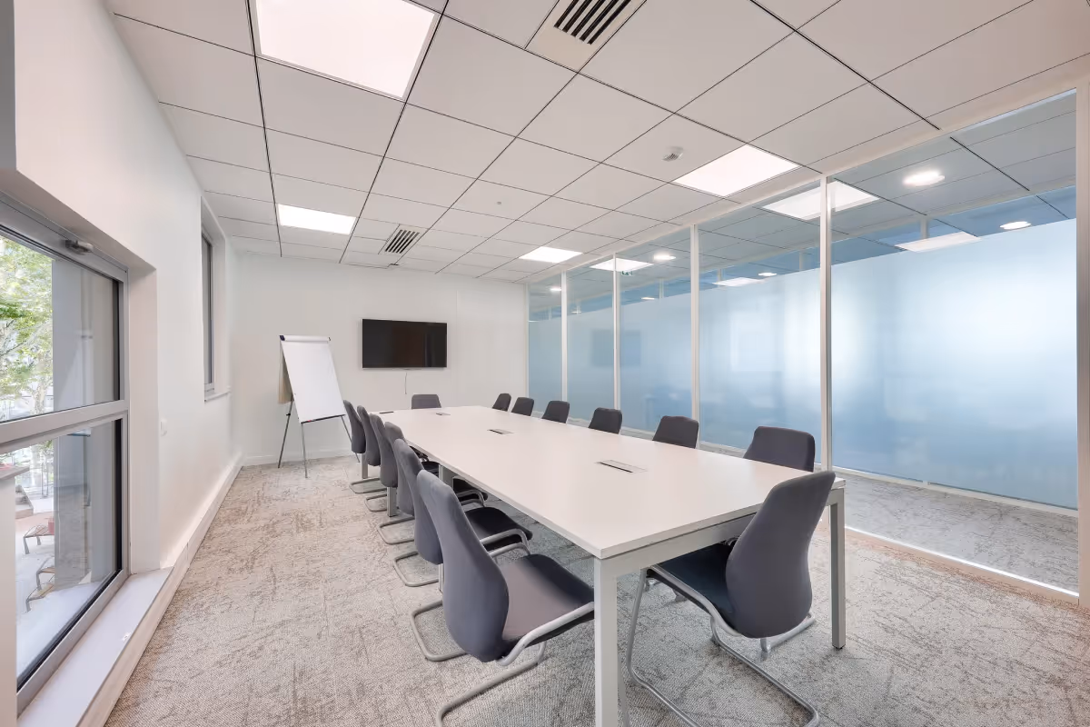 Bureau privatif avec services – 26 Rue du Général Mouton-Duvernet