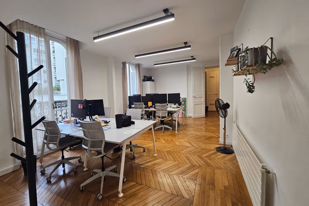 Location Bureau opéré – 35 Rue Beaubourg