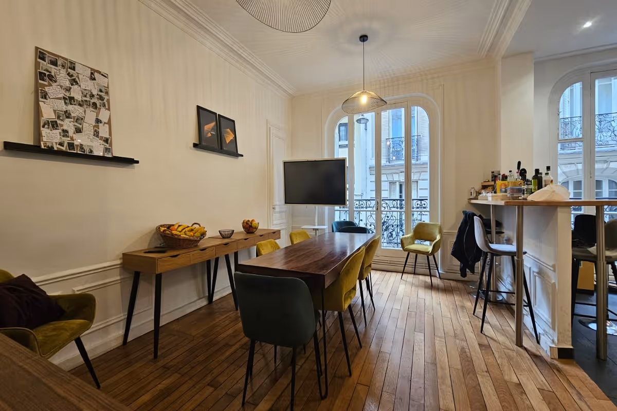 Bureau privatif avec services – 35 Rue Beaubourg