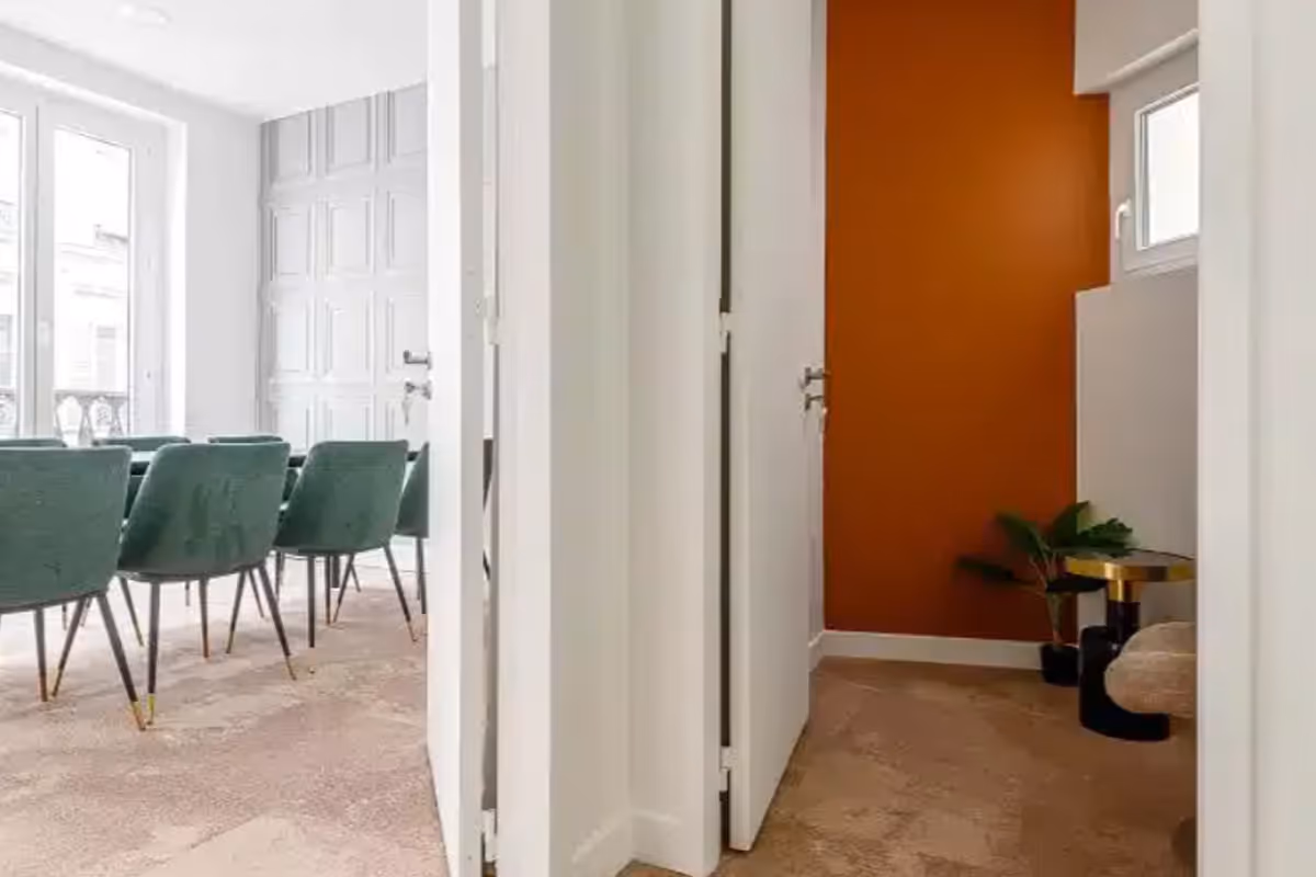 Intérieur bureau opéré – Paris