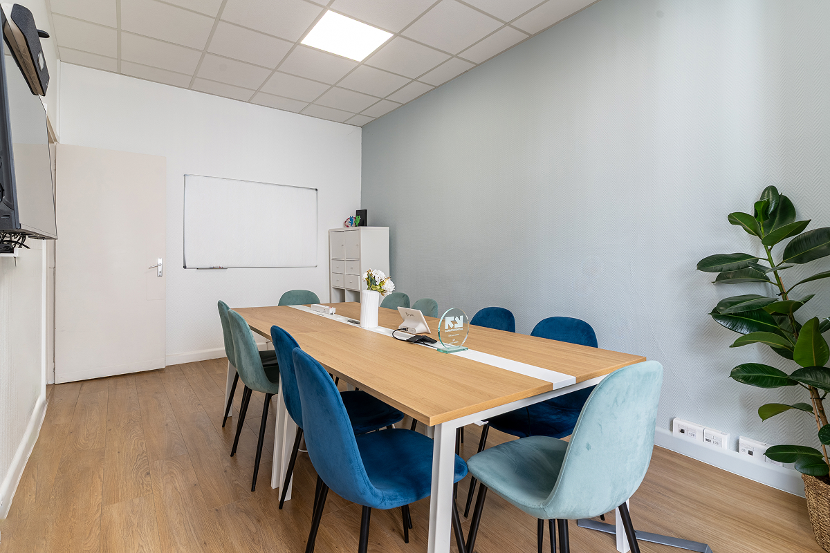 Intérieur bureau opéré – Paris