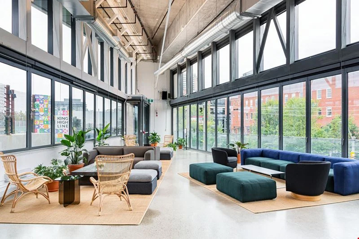 Vue d'ensemble – 1050 King Street West