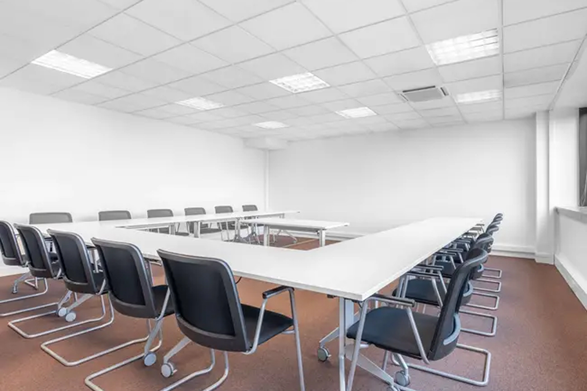 Location Centre de coworking – 253 Boulevard de Leeds