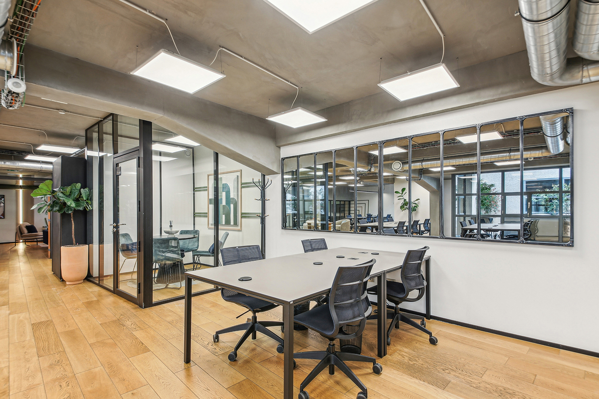 Intérieur bureau opéré – Paris