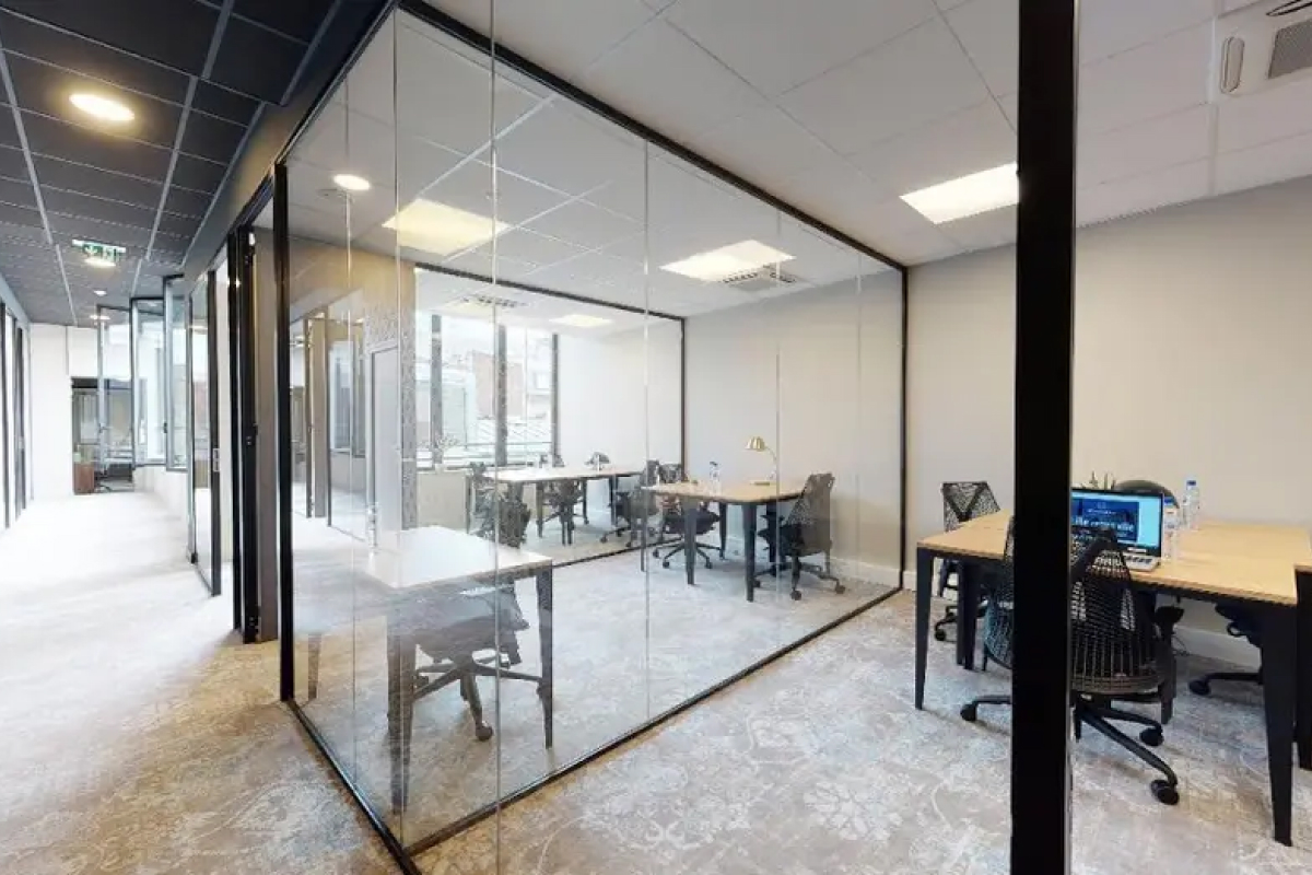 Bureau privatif avec services – 68 Rue Saint-Etienne