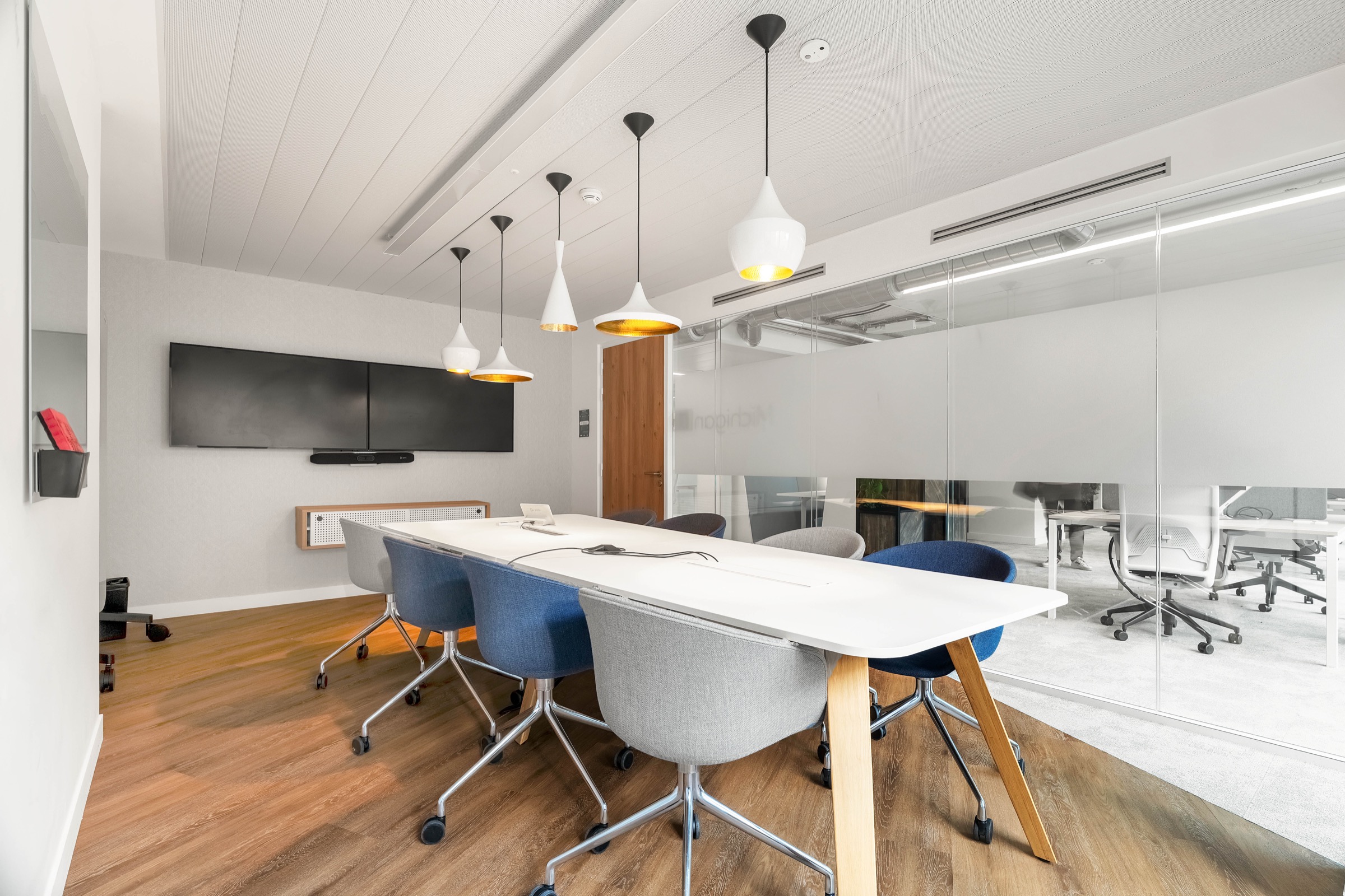 Ambiance de travail – 3 Rue d'Héliopolis