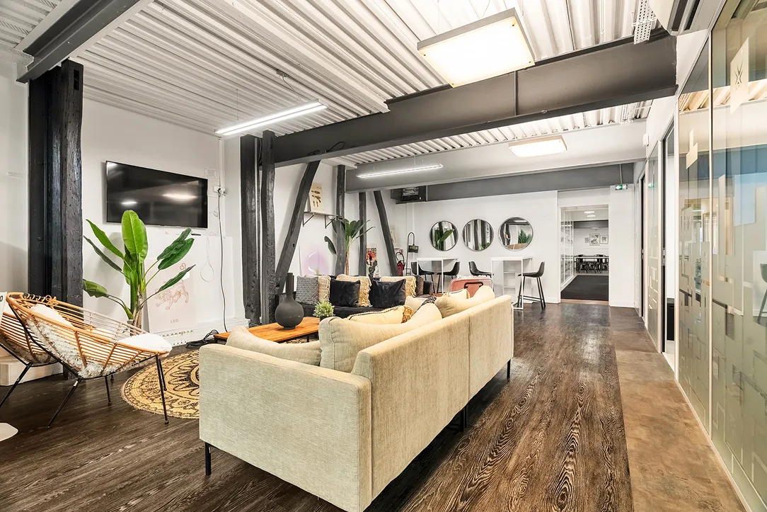 Bureau privatif avec services – 25 Bd de Strasbourg