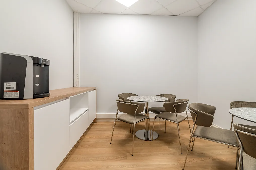 Intérieur bureau opéré – Paris