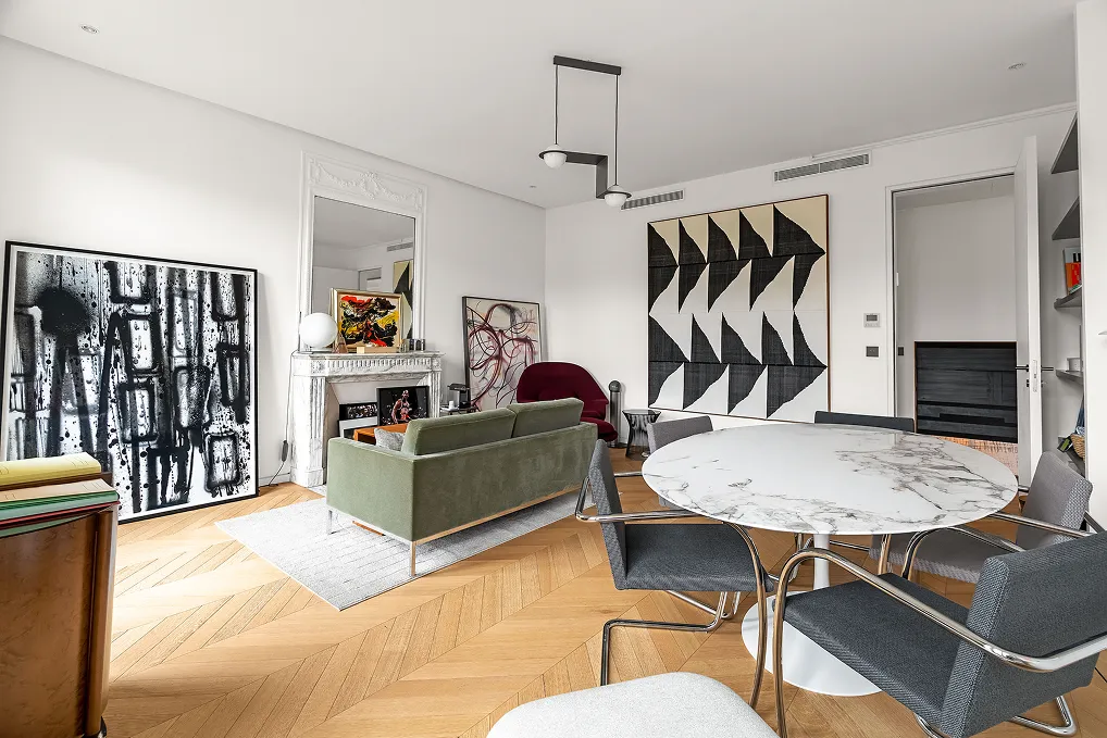 Intérieur bureau opéré – Paris