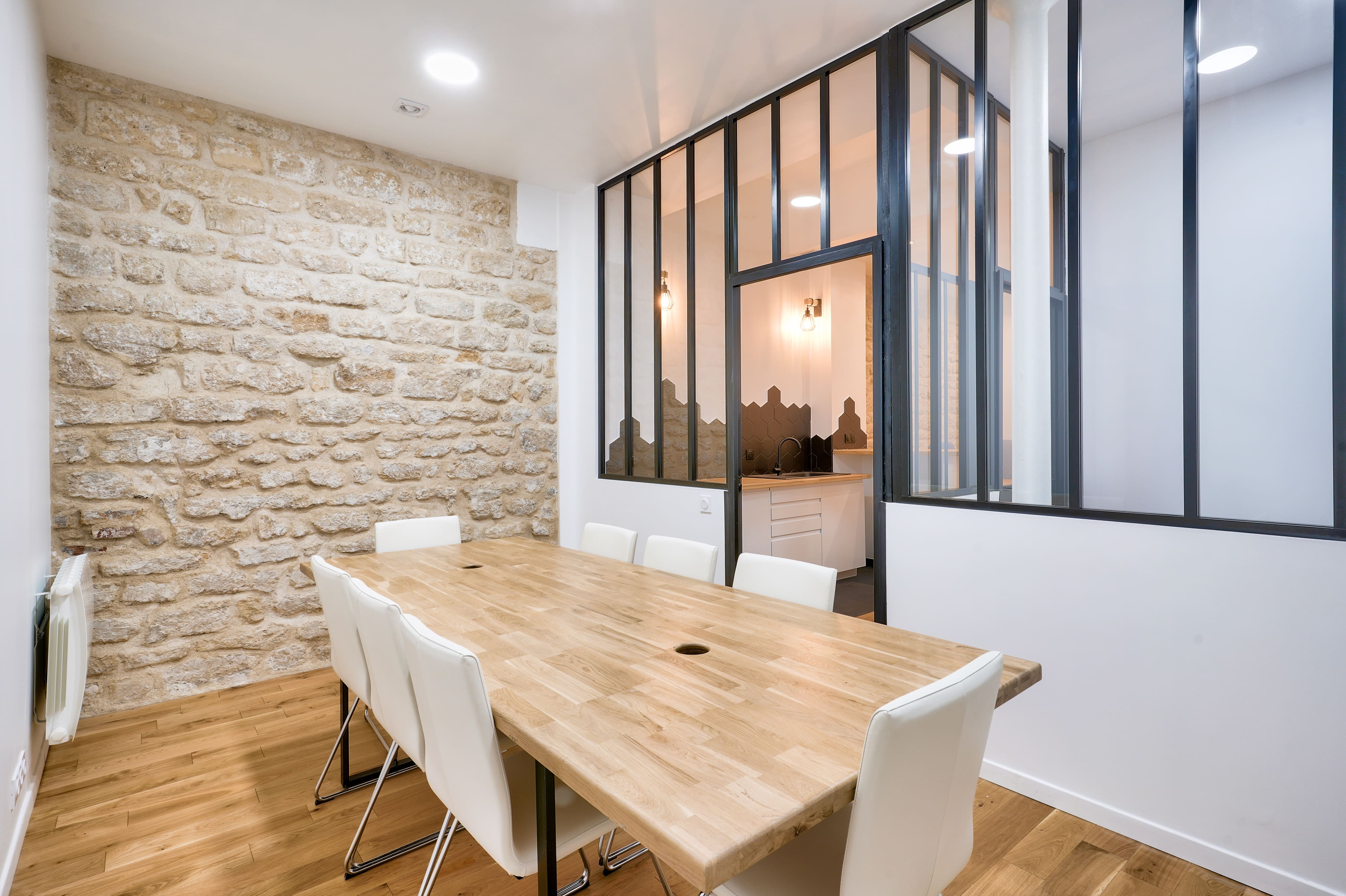 Intérieur bureau opéré – Paris