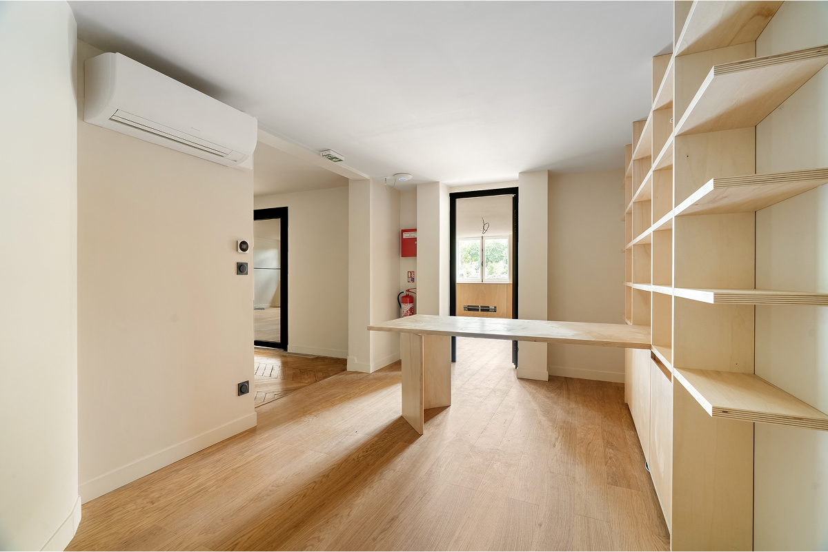 Bureau privatif avec services – 40 Cours Albert 1er