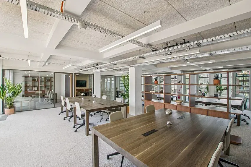 Location Bureau opéré – 206 Rue La Fayette