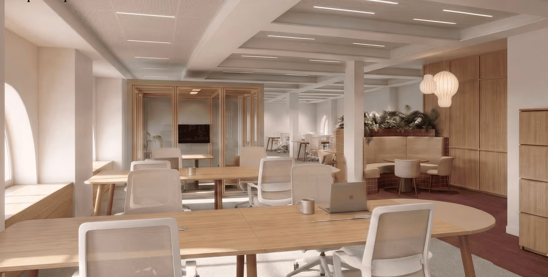 Bureau moderne dans le centre de paris pour illustrer le comparatif bail commercial 3-6-9 et prestation de services.