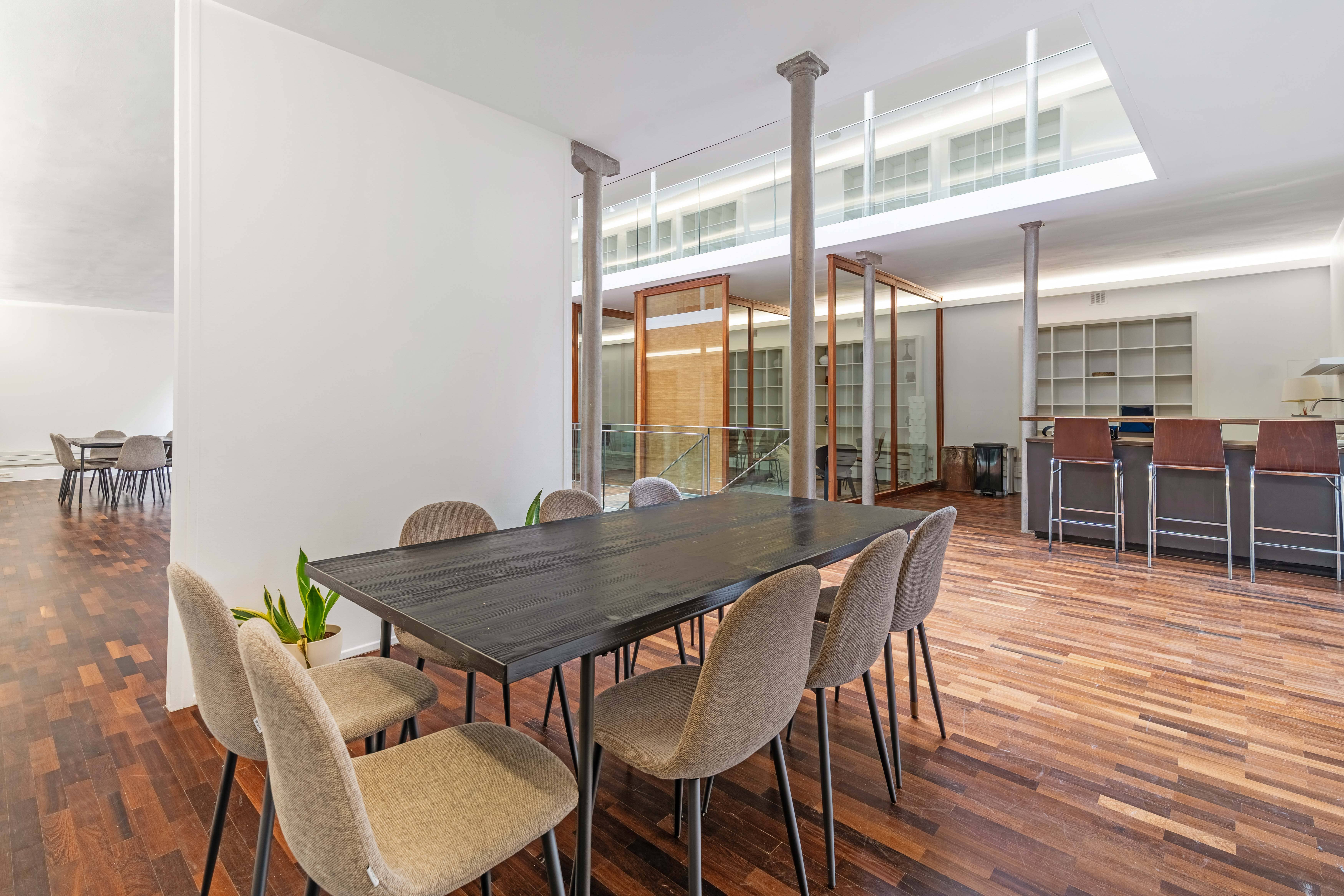 Bureau privatif avec services – 61 Rue Meslay