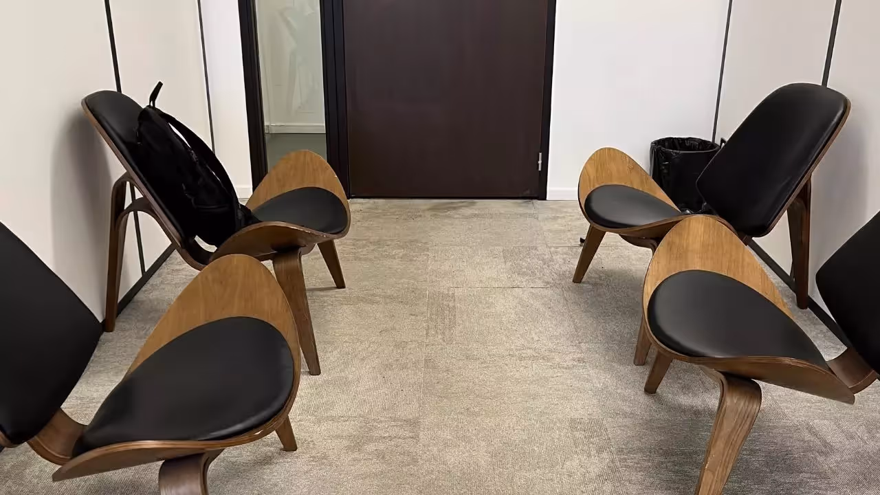 Bureau privatif avec services – 163 Quai Aulagnier