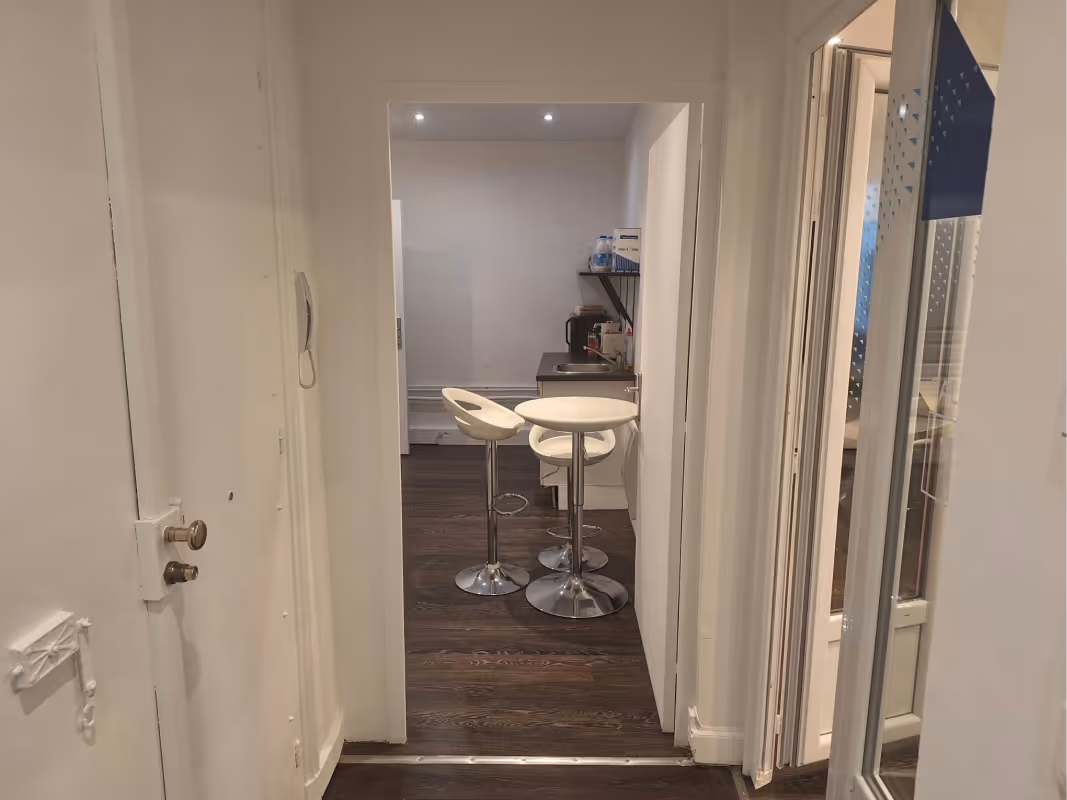 Intérieur bureau opéré – Paris
