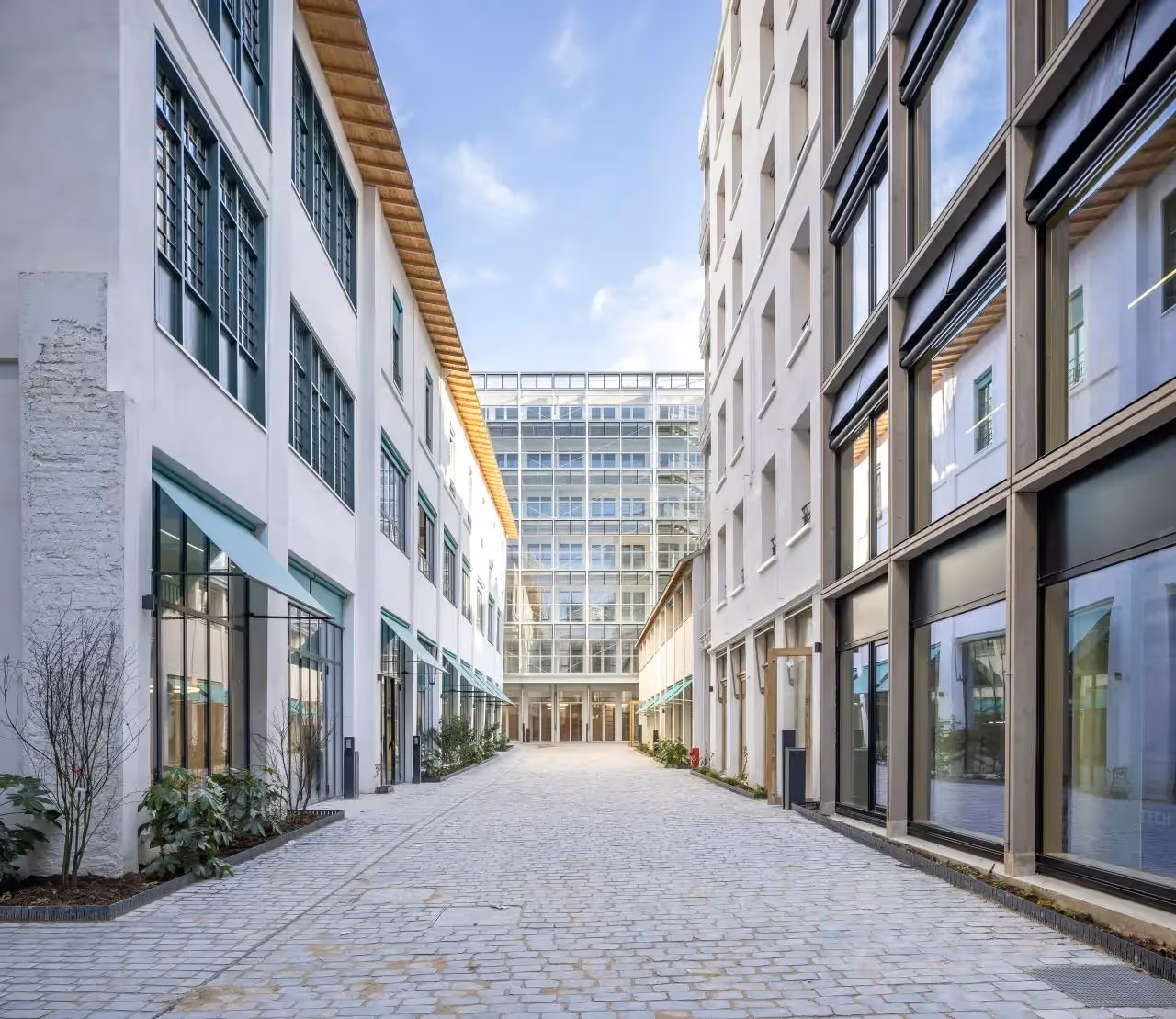 Location Bureau opéré – 206 Rue La Fayette