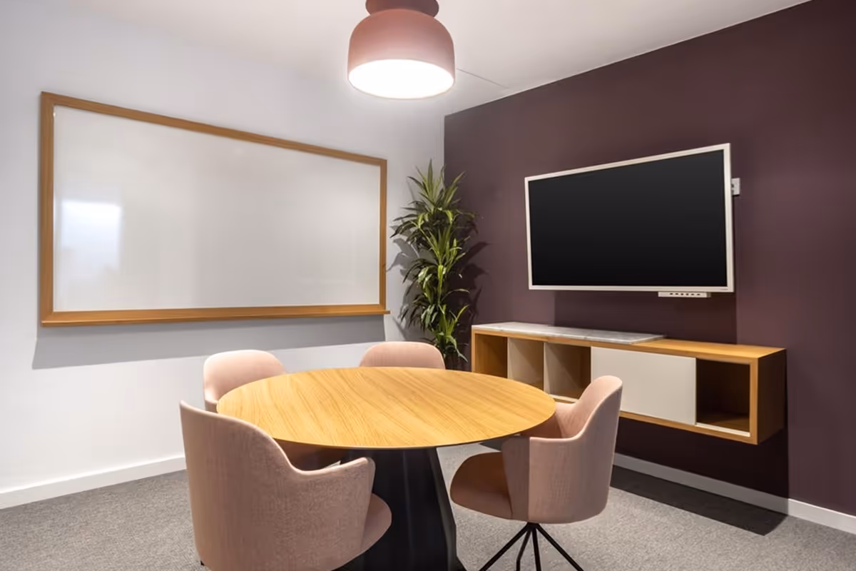 Bureau privatif avec services – 8 Rue James Joule