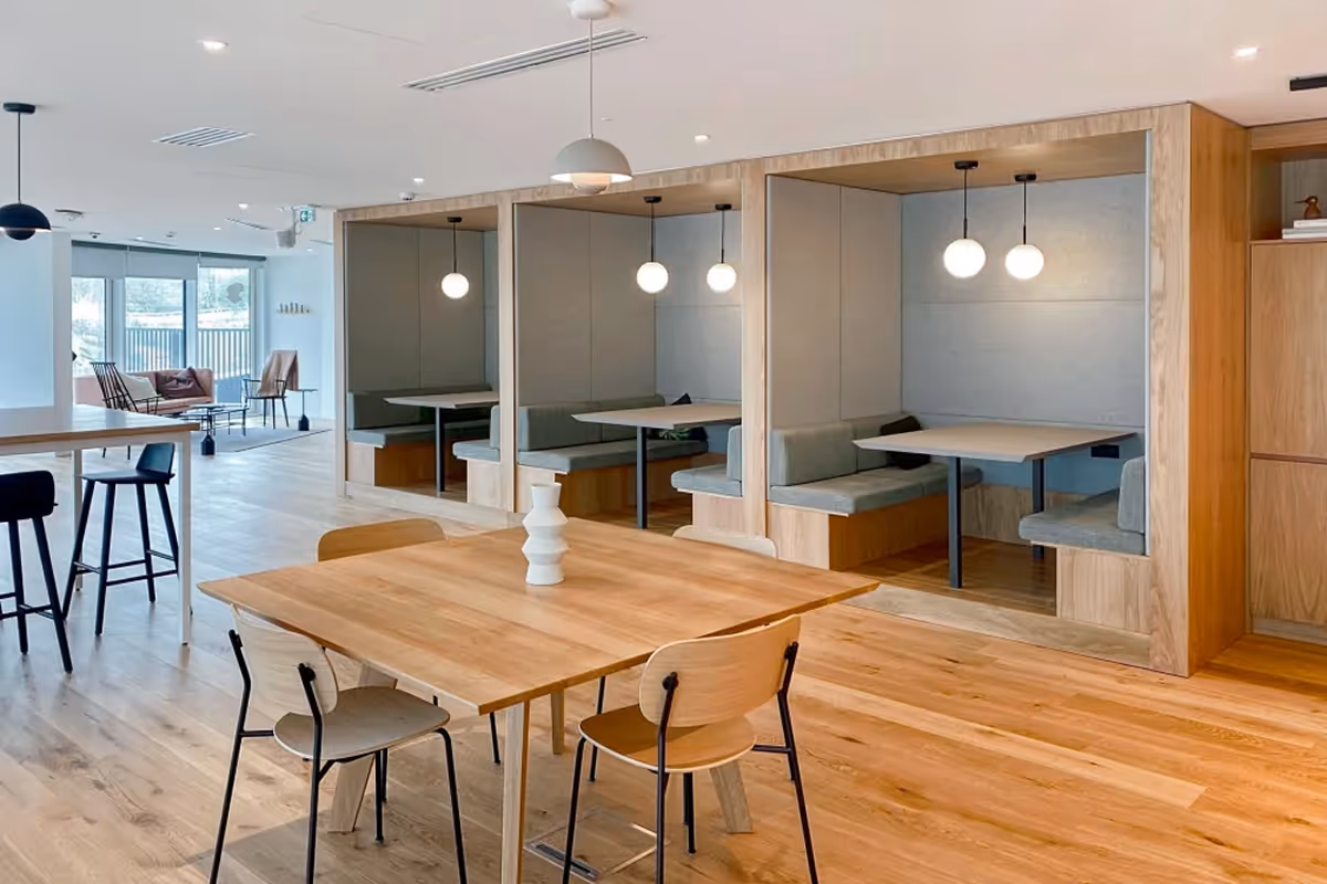 Ambiance de travail – 612 Rue de la Chaude Rivière