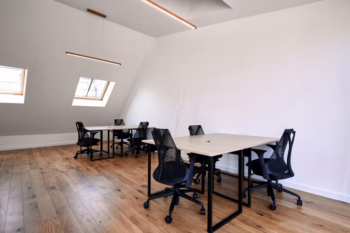 Bureau privatif avec services – 92 Rue du Faubourg Saint-Antoine