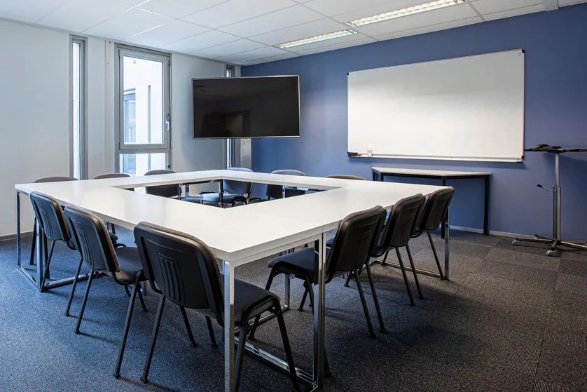 Bureau privatif avec services – 8 Rue des Frères Caudron