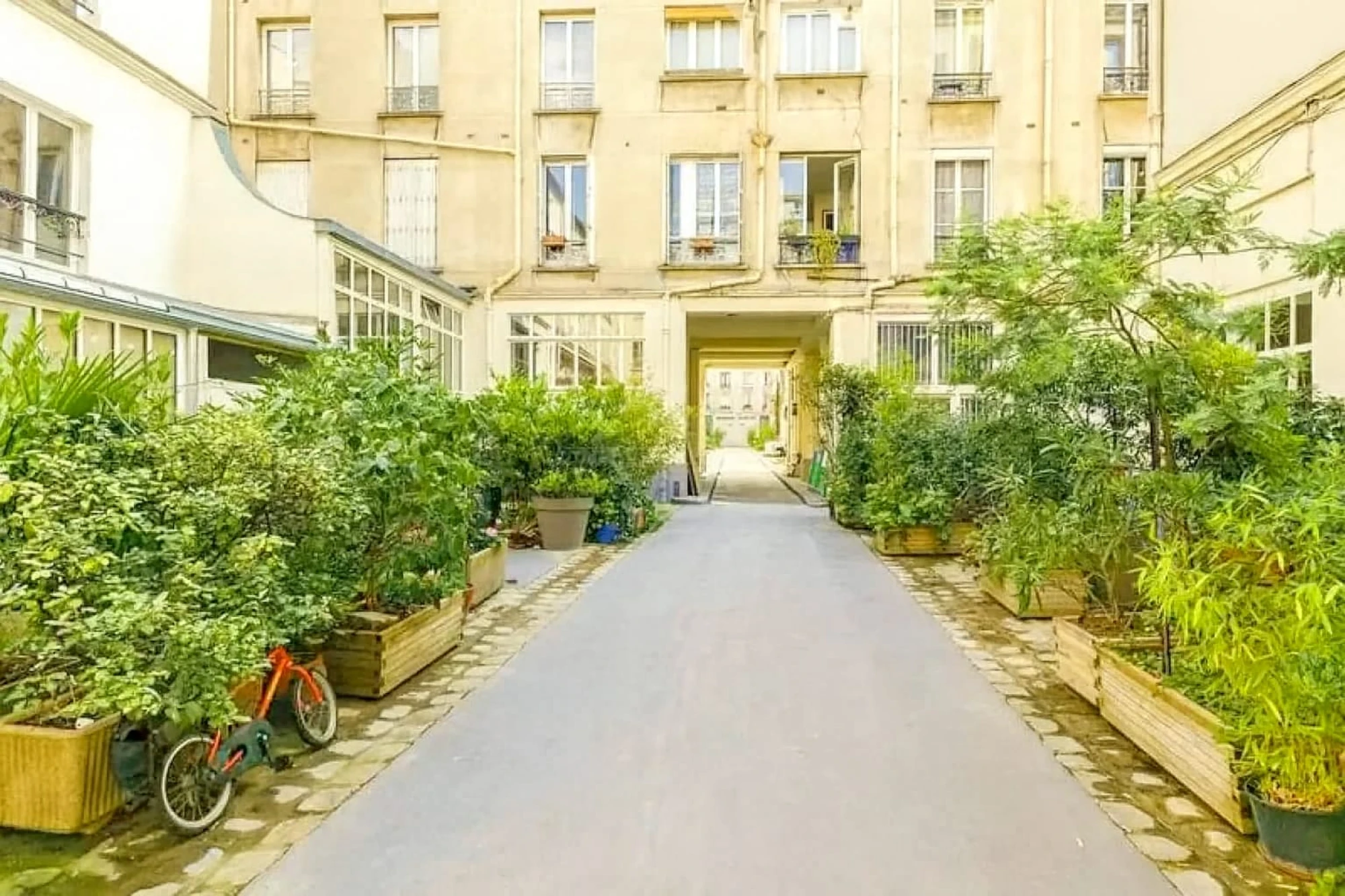 Location Bureau opéré – 156 Rue Oberkampf
