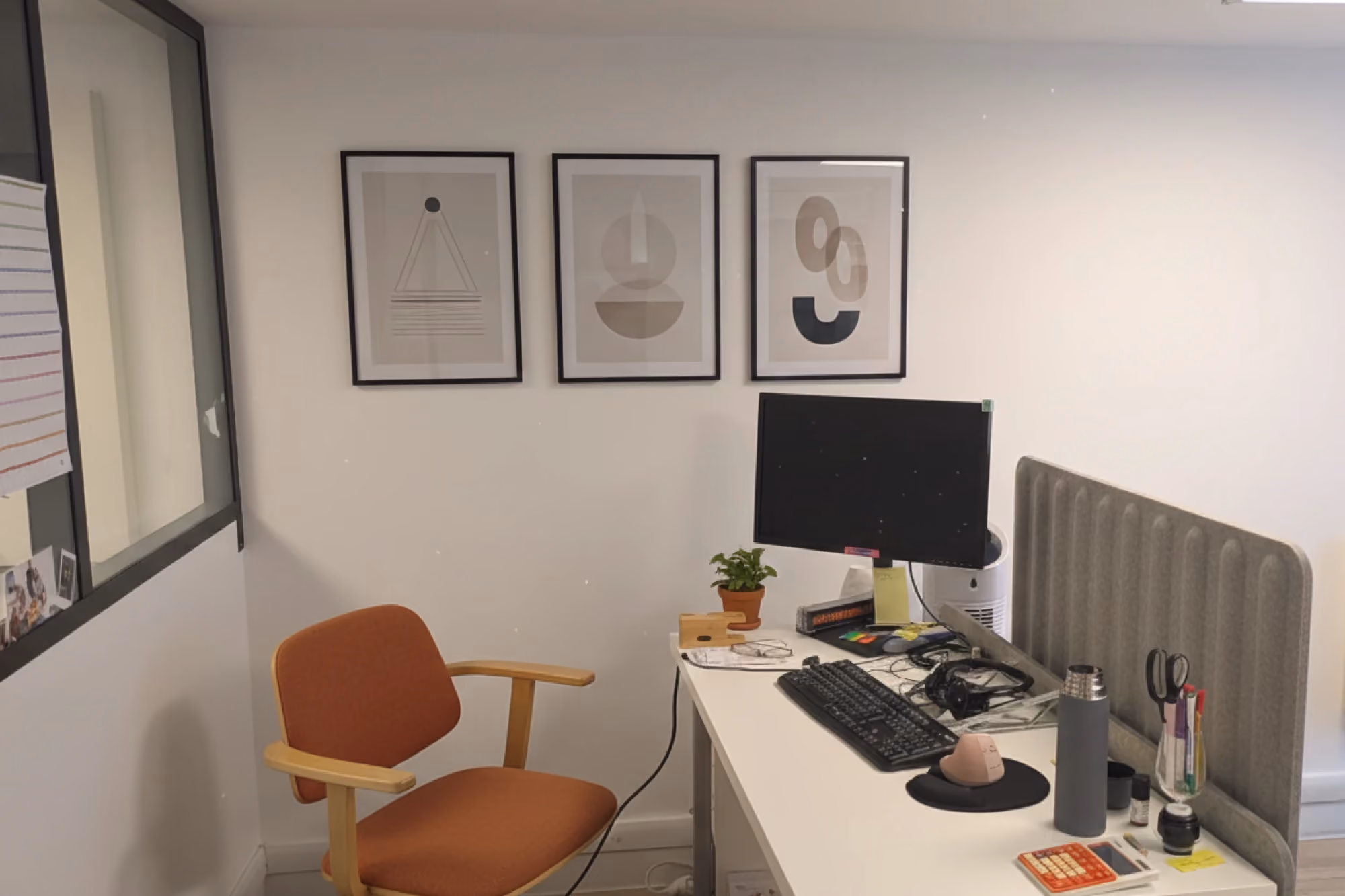 Intérieur bureau opéré – Paris