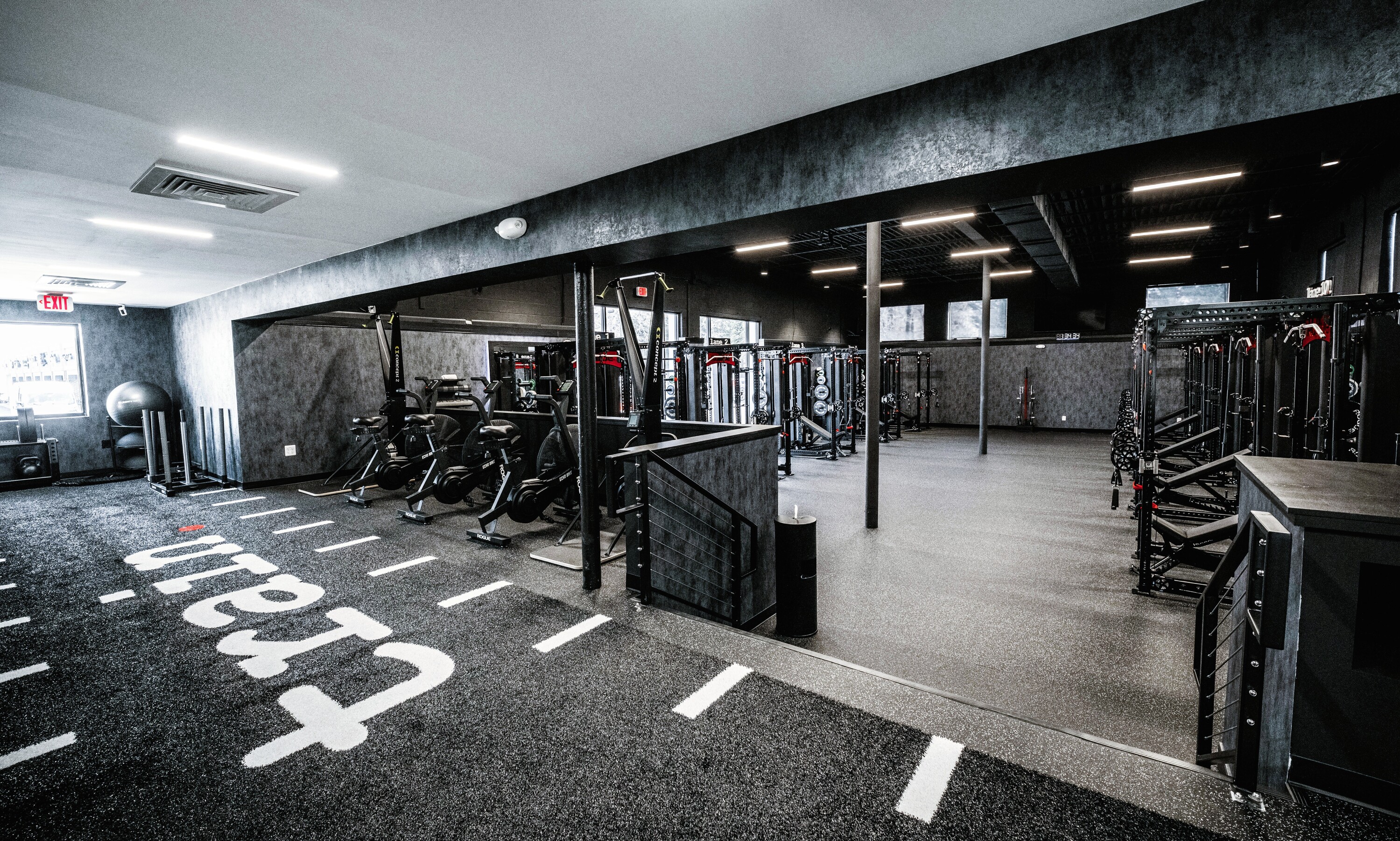 Private SpecLanes™ for one-on-one personal training inside a TRAIN Training House™ with best-in-class equipment and no shared space