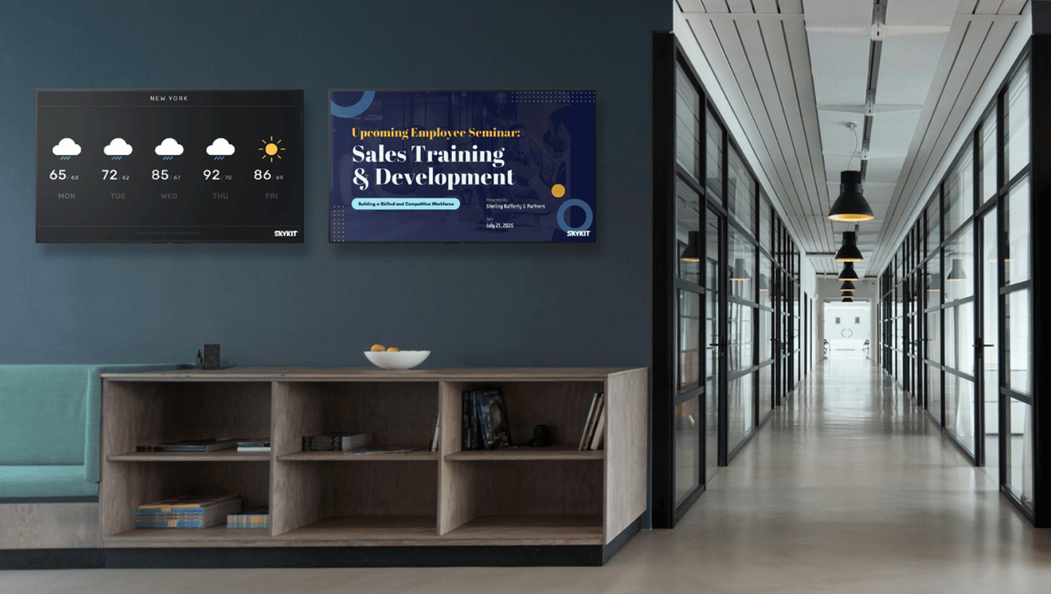 How to Choose Enterprise Digital Signage: 7 Key Factors