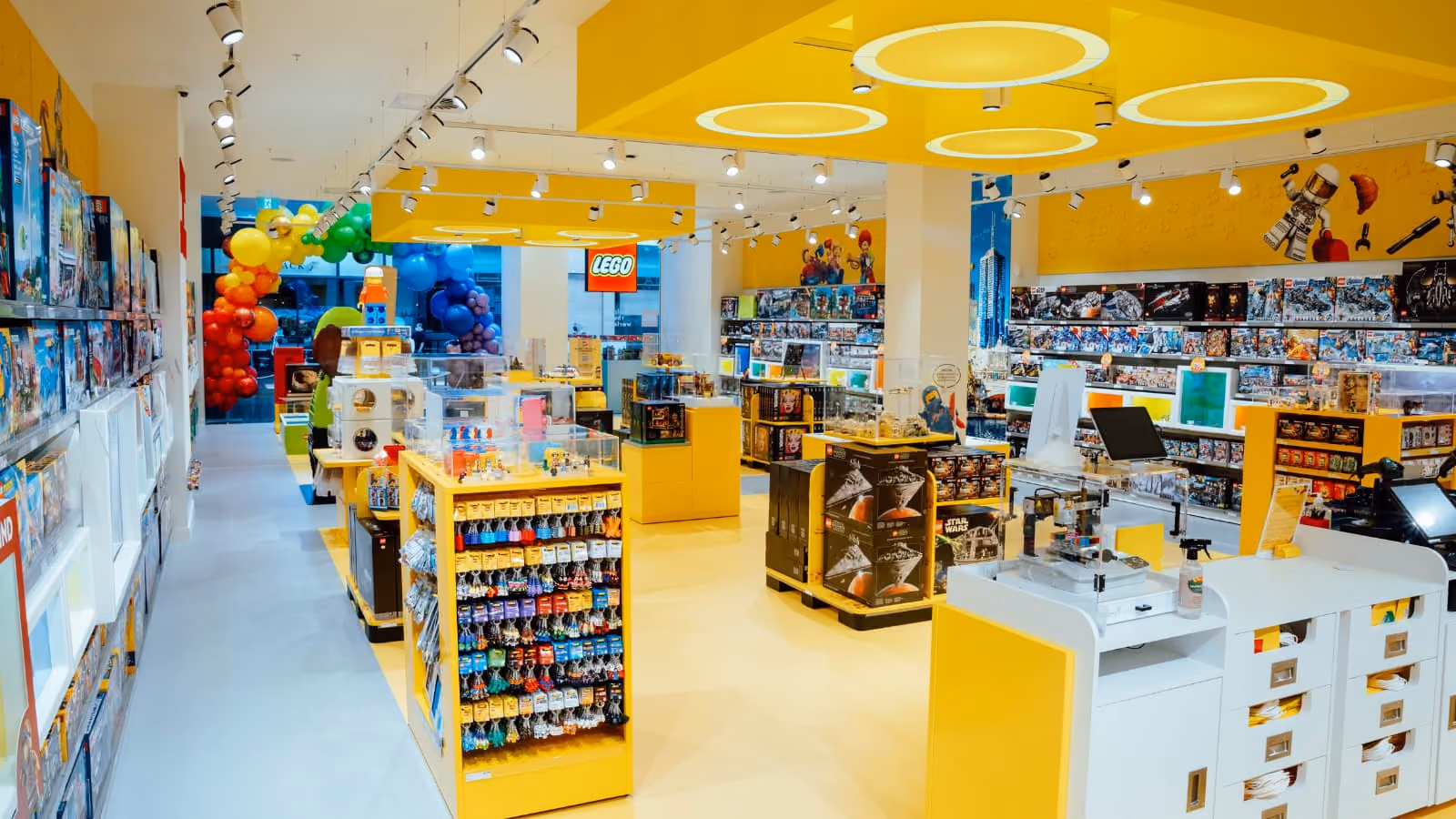 LEGO store environment
