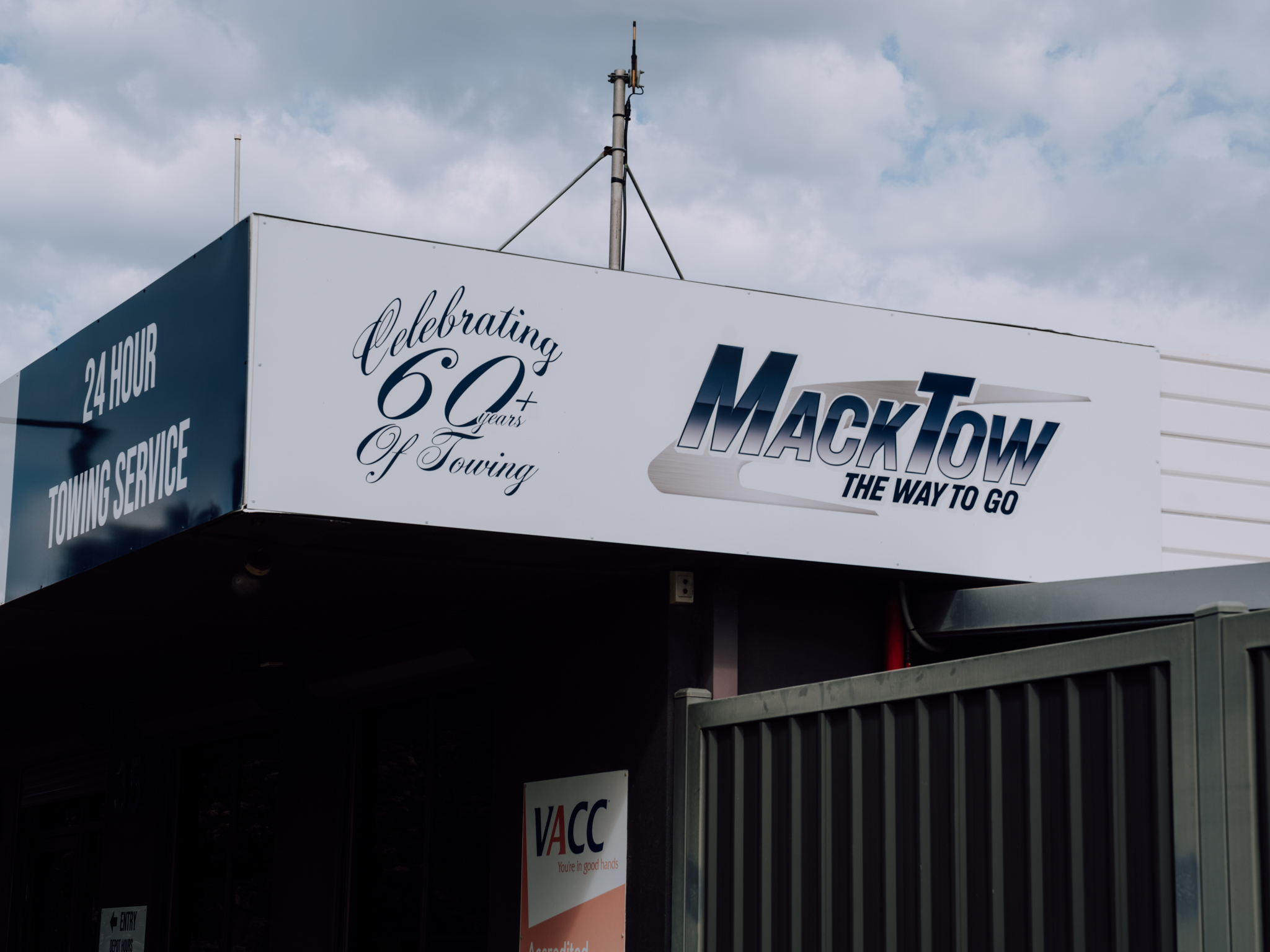 Macktow towing gear