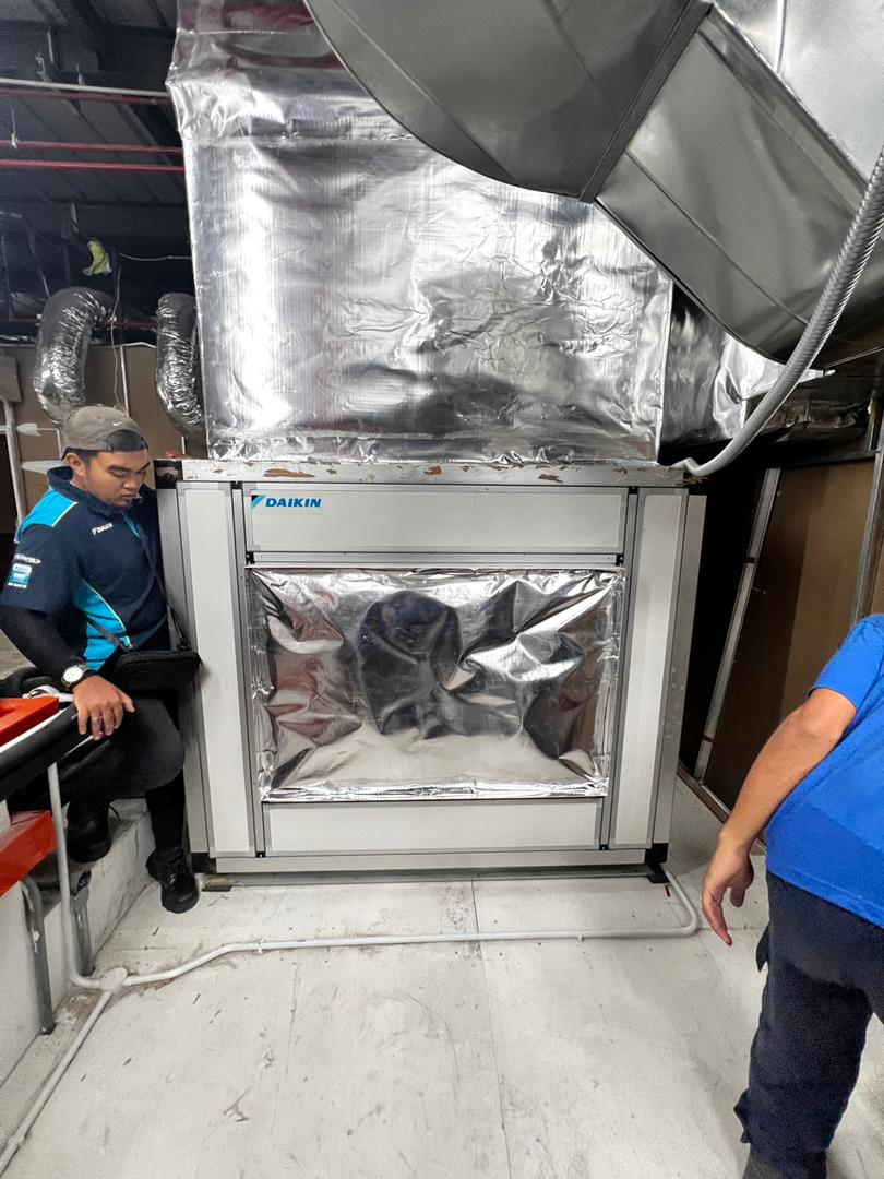 Professional aircond repair in Semenyih