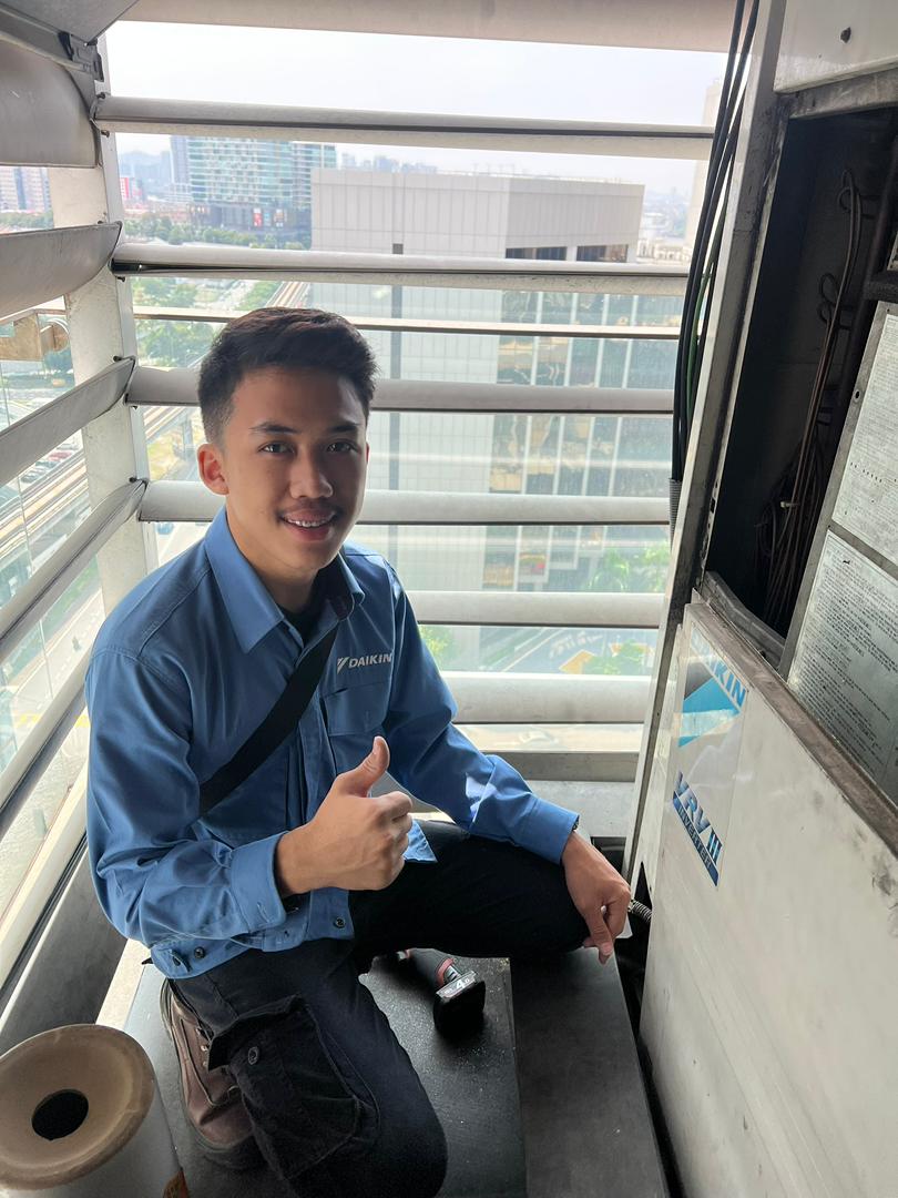 Professional aircond repair in Semenyih