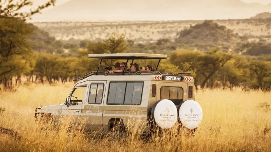 Book luxury hotels, cruises, yachts and rail journeys with benefits such as daily breakfast, hotel credits, upgrade priority, early check-in and late check-out, arranged through Clements Travel’s preferred partner programs worldwide.