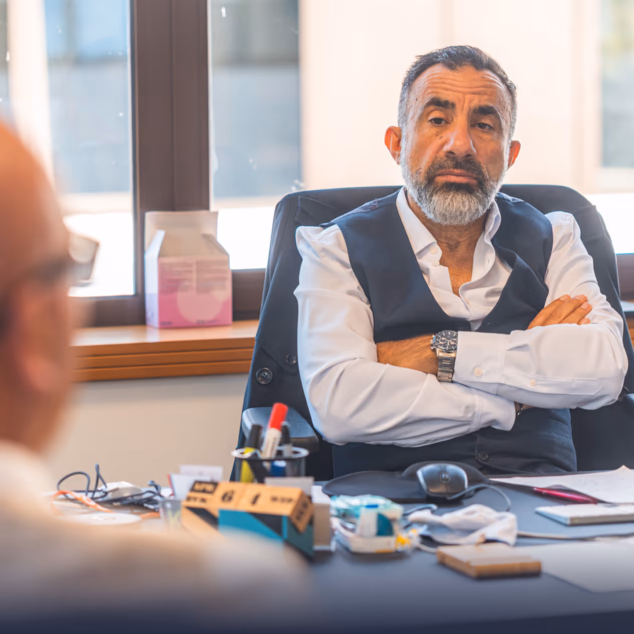 Jean-luc COHEN, co-fondateur de Framboise consulting, en pleine réunion