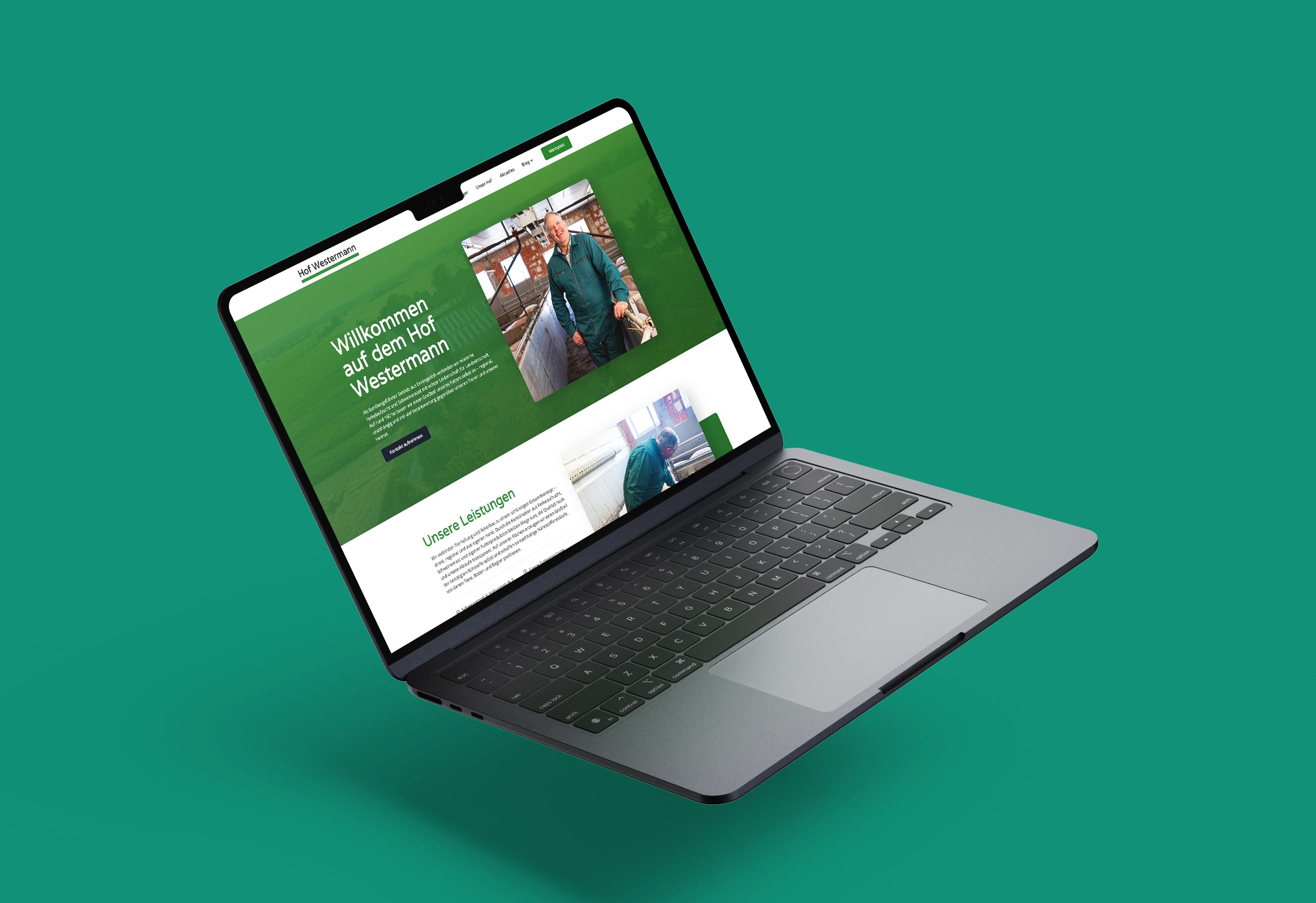 Laptop zeigt Webseite von Hof Westermann mit Begrüßung und Bildern eines Landwirts im Stall.