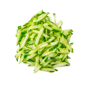 Ein Stapel geschnittener Gurken.