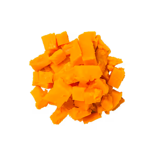 Ein Haufen gewürfelter Süßkartoffeln.