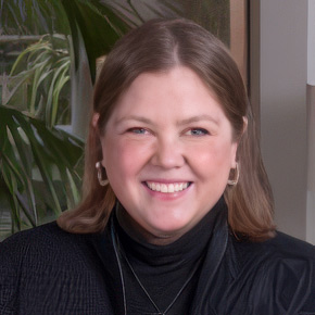 Emily de Grijs headshot