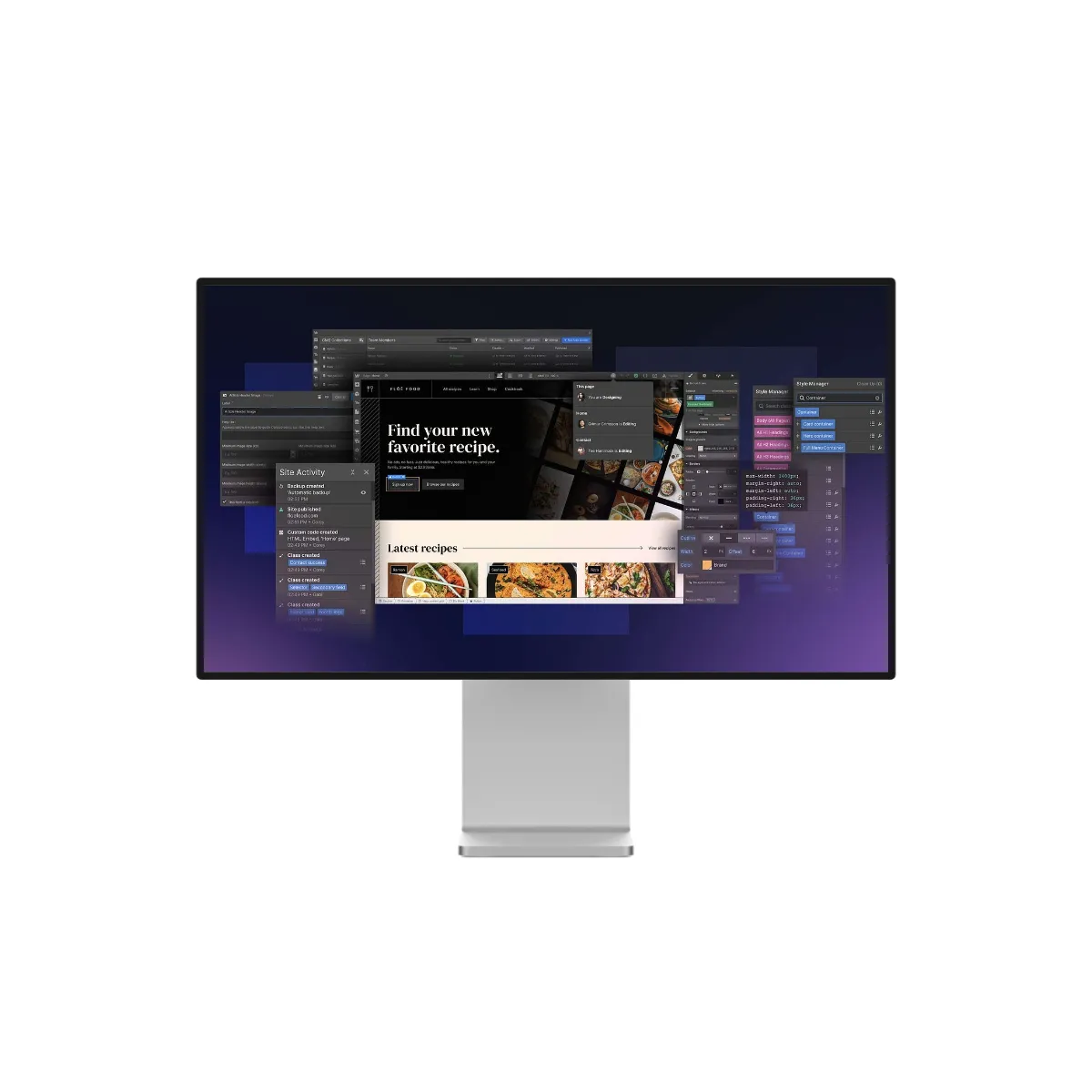 Pantalla de ordenador mostrando una página web de recetas con varias ventanas de diseño y edición superpuestas.