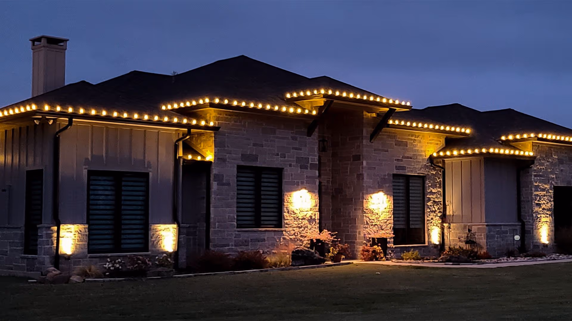 Professional landscape lighting services by Reservoir Landscape Solutions Richland Chambers Lake Texas"