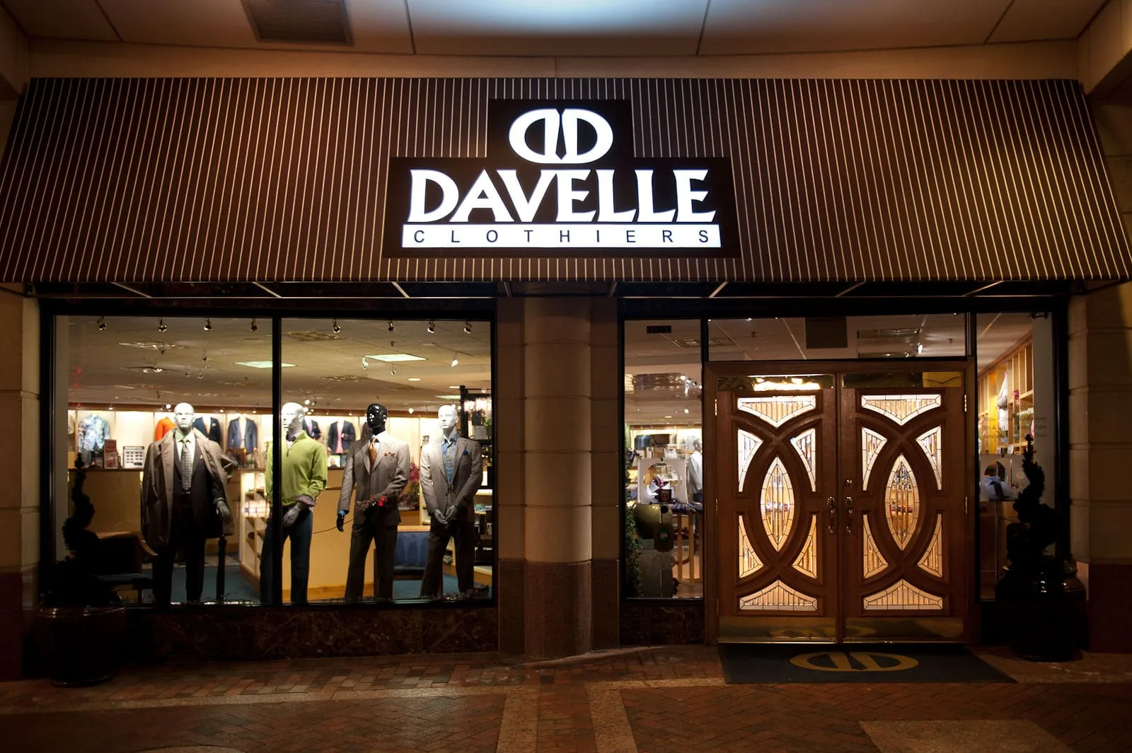 Davelle Clothiers
