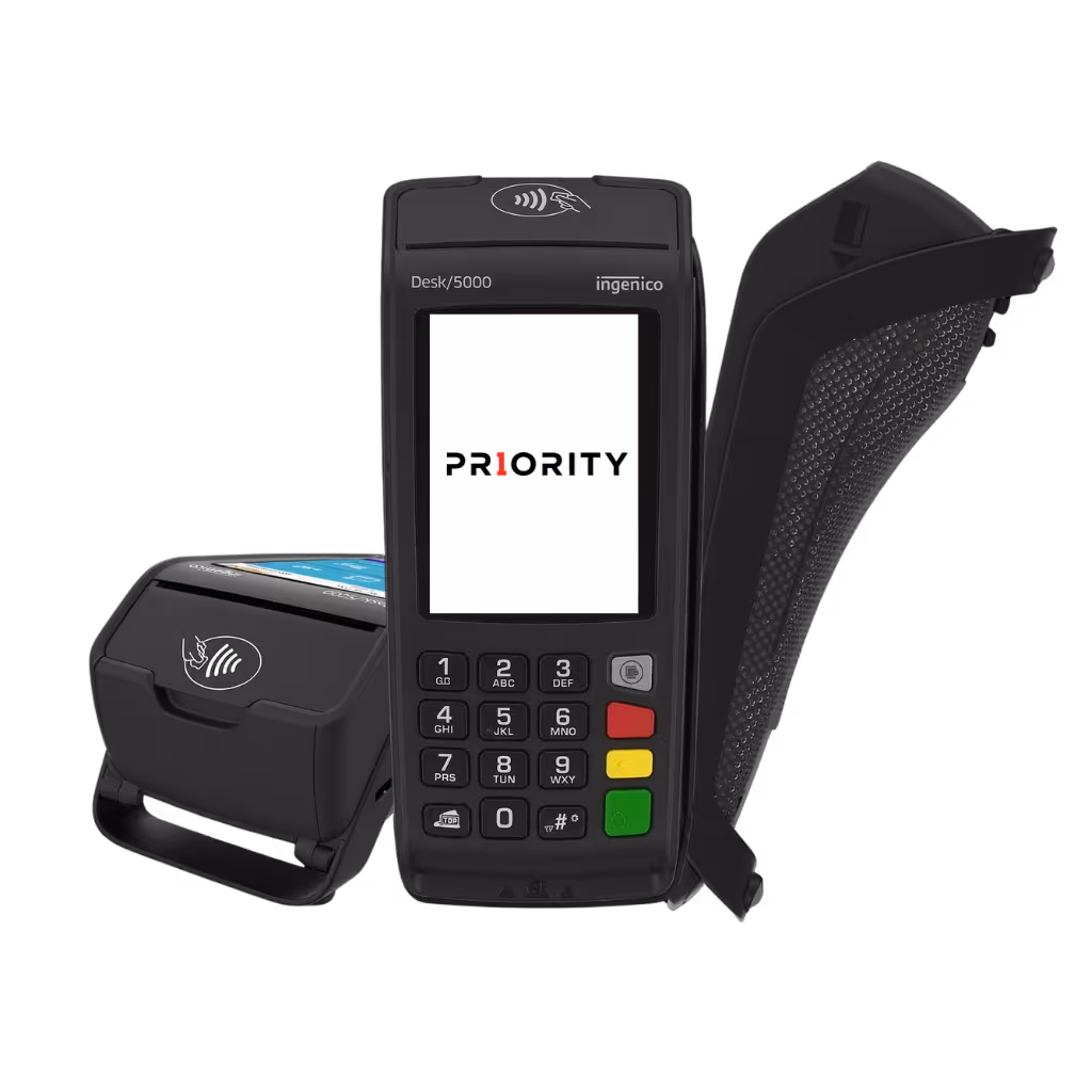 Black card payment terminal with keypad and screen displaying the CARDIUM logo, alongside a portable card reader.