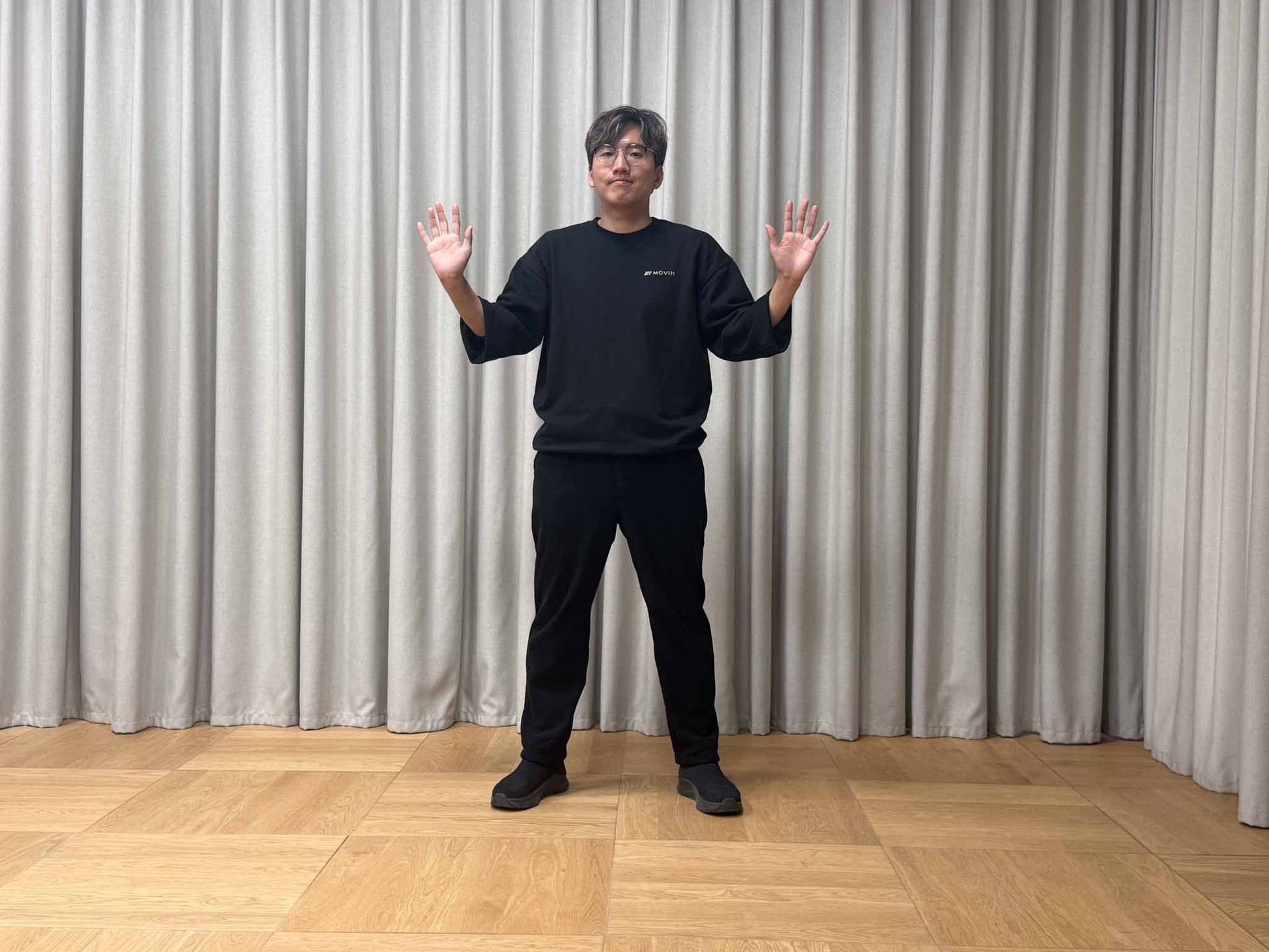 Hands and full body are clearly recognized